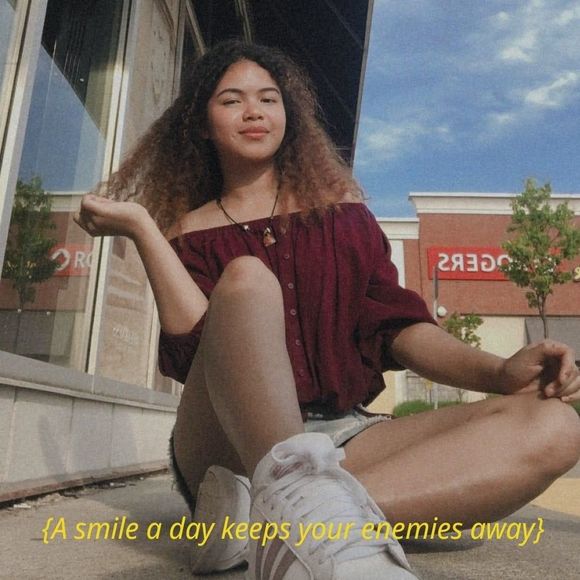 Meet your Posher, Franchellee - Picture 1 of 1